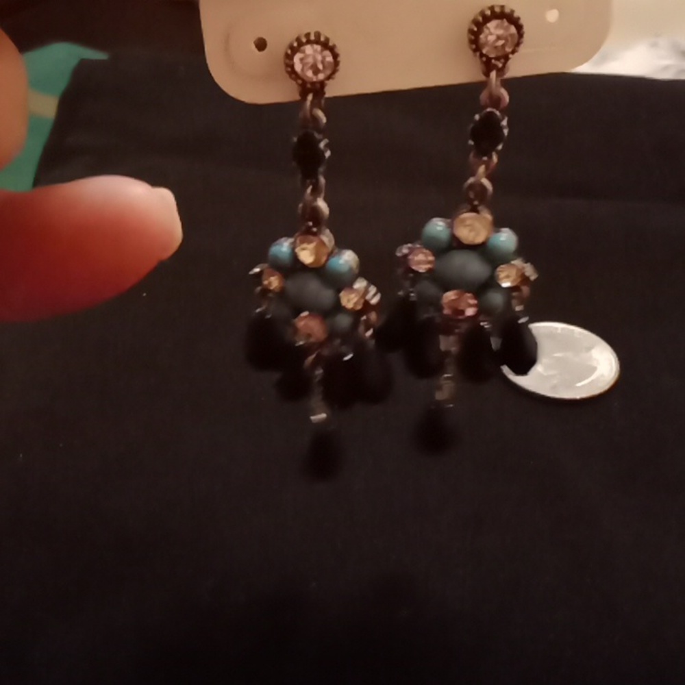 New charming charlie blue , black & clear post dangle earrings - Picture 4 of 6